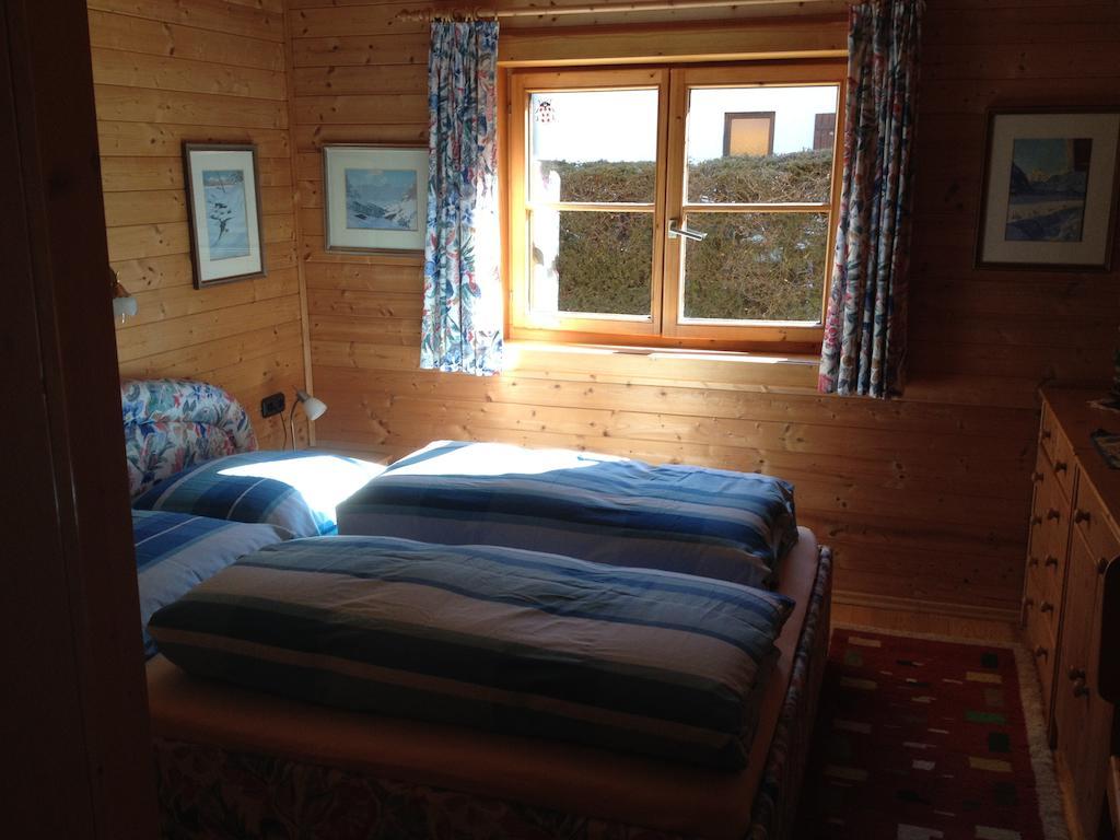 Ferienhaus Zirmheim ペルティサウ 部屋 写真